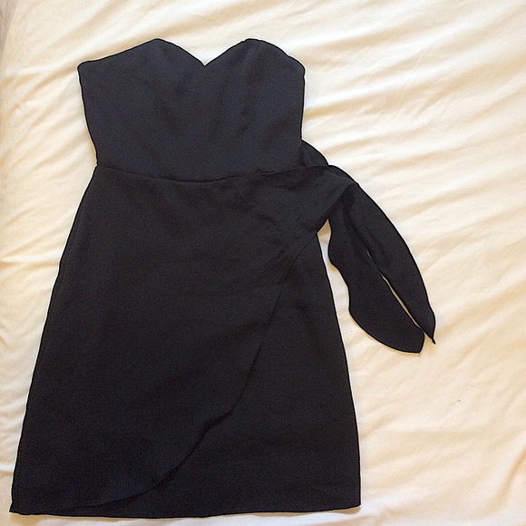 Express Black Strapless Dress with tie - Picture 3 of 5